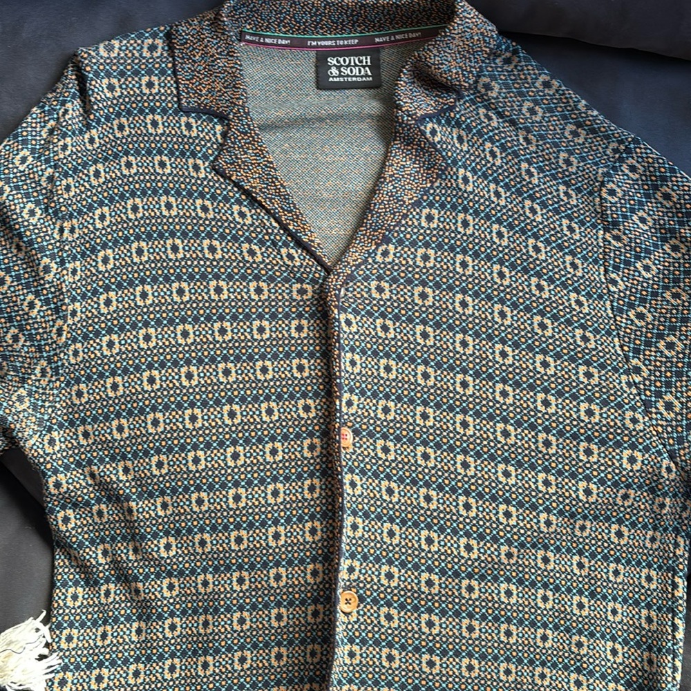 Like new! Scotch & Soda Multicolor Geometric Mosaic Camp Shirt! Size M